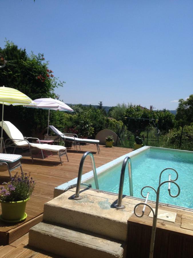 Apartamento L'Oustalet La Tour-dʼAigues Exterior foto